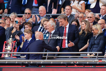 2024-05-25 - Erik ten Hag the Manchester United manager receives a handshake from Sir Jim Radcliffe after the English FA Cup, Final football match between Manchester City and Manchester United on 25 May 2024 at Wembley Stadium in London, England - FOOTBALL - ENGLISH CUP - FINAL - MANCHESTER CITY V MANCHESTER UNITED - ENGLISH LEAGUE CUP - SOCCER