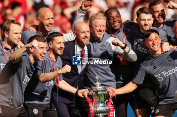 2024-05-25 - Erik ten Hag the Manchester United manager celebrates winning the FA Cup with his management team after the English FA Cup, Final football match between Manchester City and Manchester United on 25 May 2024 at Wembley Stadium in London, England - FOOTBALL - ENGLISH CUP - FINAL - MANCHESTER CITY V MANCHESTER UNITED - ENGLISH LEAGUE CUP - SOCCER