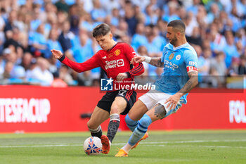 2024-05-25 - Alejandro Garnacho (17) of Manchester United and Kyle Walker (2) of Manchester City during the English FA Cup, Final football match between Manchester City and Manchester United on 25 May 2024 at Wembley Stadium in London, England - FOOTBALL - ENGLISH CUP - FINAL - MANCHESTER CITY V MANCHESTER UNITED - ENGLISH LEAGUE CUP - SOCCER