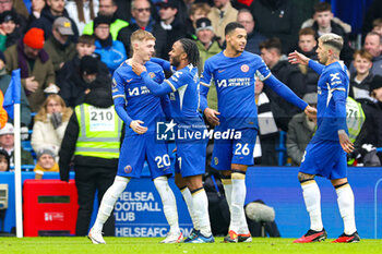 2024-01-14 - Cole Palmer (20) of Chelsea scores from the penalty spot and celebrates 1-0 during the English championship Premier League football match between Chelsea and Fulham on 13 January 2024 at Stamford Bridge in London, England - FOOTBALL - ENGLISH CHAMP - CHELSEA V FULHAM - ENGLISH PREMIER LEAGUE - SOCCER