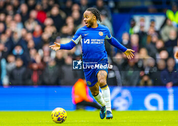2024-01-14 - Raheem Sterling (7) of Chelsea during the English championship Premier League football match between Chelsea and Fulham on 13 January 2024 at Stamford Bridge in London, England - FOOTBALL - ENGLISH CHAMP - CHELSEA V FULHAM - ENGLISH PREMIER LEAGUE - SOCCER