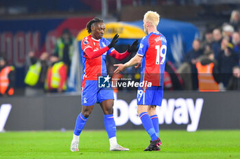 2024-01-30 - Crystal Palace midfielder Eberechi Eze scores 1-1 and celebrates during the English championship Premier League football match between Crystal Palace and Sheffield United on 30 January 2024 at Selhurst Park in London, England - FOOTBALL - ENGLISH CHAMP - CRYSTAL PALACE V SHEFFIELD UNITED - ENGLISH PREMIER LEAGUE - SOCCER