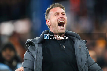 2024-01-30 - Luton Town Manager Rob Edwards celebrates at full time during the English championship Premier League football match between Luton Town and Brighton and Hove Albion on 30 January 2024 at Kenilworth Road in Luton, England - FOOTBALL - ENGLISH CHAMP - LUTON TOWN V BRIGHTON - ENGLISH PREMIER LEAGUE - SOCCER