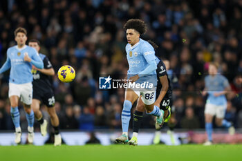2024-01-31 - Manchester City defender Rico Lewis during the English championship Premier League football match between Manchester City and Burnley on 31 January 2024 at the Etihad Stadium in Manchester, England - FOOTBALL - ENGLISH CHAMP - MANCHESTER CITY V BURNLEY - ENGLISH PREMIER LEAGUE - SOCCER