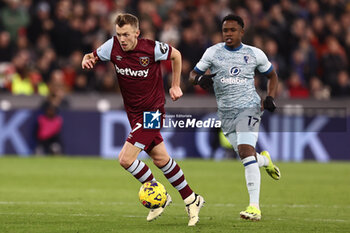 2024-02-01 - James Ward-Prowse of West Ham during the English championship Premier League football match between West Ham United and Bournemouth on 1 February 2024 at the London Stadium in London, England - FOOTBALL - ENGLISH CHAMP - WEST HAM V BOURNEMOUTH - ENGLISH PREMIER LEAGUE - SOCCER