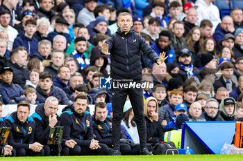 2024-02-05 - Gary O'Neil Manager of Wolverhampton during the English championship Premier League football match between Chelsea and Wolverhampton Wanderers on 4 February 2024 at Stamford Bridge in London, England - FOOTBALL - ENGLISH CHAMP - CHELSEA V WOLVERHAMPTON - ENGLISH PREMIER LEAGUE - SOCCER