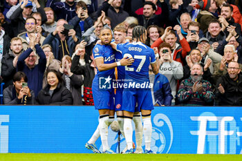 2024-02-05 - Cole Palmer (20) of Chelsea scores a goal and celebrates 1-0 during the English championship Premier League football match between Chelsea and Wolverhampton Wanderers on 4 February 2024 at Stamford Bridge in London, England - FOOTBALL - ENGLISH CHAMP - CHELSEA V WOLVERHAMPTON - ENGLISH PREMIER LEAGUE - SOCCER