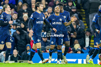 2024-02-18 - Raheem Sterling (7) of Chelsea scores a goal and celebrates 0-1 during the English championship Premier League football match between Manchester City and Chelsea on 17 February 2024 at the Etihad Stadium in Manchester, England - FOOTBALL - ENGLISH CHAMP - MANCHESTER CITY V CHELSEA - ENGLISH PREMIER LEAGUE - SOCCER