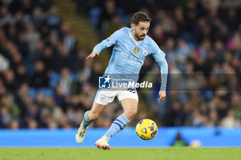 2024-02-20 - Bernardo Silva of Manchester City during the English championship Premier League football match between Manchester City and Brentford on 20 February 2024 at the Etihad Stadium in Manchester, England - FOOTBALL - ENGLISH CHAMP - MANCHESTER CITY V BRENTFORD - ENGLISH PREMIER LEAGUE - SOCCER