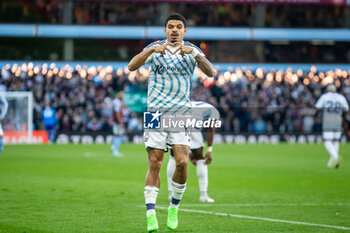 2024-02-24 - Nottingham Forest midfielder Morgan Gibbs-White (10) scores and celebrates 3-2 during the English championship Premier League football match between Aston Villa and Nottingham Forest on 24 February 2024 at Villa Park in Birmingham, England - FOOTBALL - ENGLISH CHAMP - ASTON VILLA V NOTTINGHAM FOREST - ENGLISH PREMIER LEAGUE - SOCCER