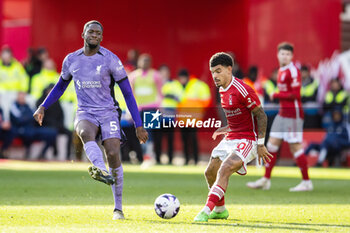 2024-03-02 - Ibrahima Konaté of Liverpool and Nottingham Forest midfielder Morgan Gibbs-White during the English championship Premier League football match between Nottingham Forest and Liverpool on 2 March 2024 at the City Ground in Nottingham, England - FOOTBALL - ENGLISH CHAMP - NOTTINGHAM FOREST V LIVERPOOL - ENGLISH PREMIER LEAGUE - SOCCER