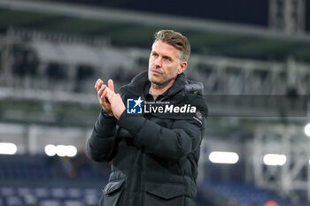 2024-03-02 - Luton Town Manager Rob Edwards at full time during the English championship Premier League football match between Luton Town and Aston Villa on 2 March 2024 at Kenilworth Road in Luton, England - FOOTBALL - ENGLISH CHAMP - LUTON TOWN V ASTON VILLA - ENGLISH PREMIER LEAGUE - SOCCER