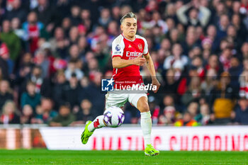 2024-03-10 - Leandro Trossard (19) of Arsenal during the English championship Premier League football match between Arsenal and Brentford on 9 March 2024 at the Emirates Stadium in London, England - FOOTBALL - ENGLISH CHAMP - ARSENAL V BRENTFORD - ENGLISH PREMIER LEAGUE - SOCCER