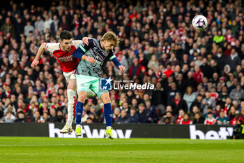 2024-03-10 - Declan Rice (41) of Arsenal scores a goal 1-0 during the English championship Premier League football match between Arsenal and Brentford on 9 March 2024 at the Emirates Stadium in London, England - FOOTBALL - ENGLISH CHAMP - ARSENAL V BRENTFORD - ENGLISH PREMIER LEAGUE - SOCCER
