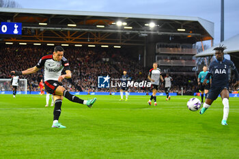 2024-03-16 - Fulham forward Rodrigo Muniz (19) crosses the ball during the English championship Premier League football match between Fulham and Tottenham Hotspur on 16 March 2024 at Craven Cottage in London, England - FOOTBALL - ENGLISH CHAMP - FULHAM V TOTTENHAM - ENGLISH PREMIER LEAGUE - SOCCER