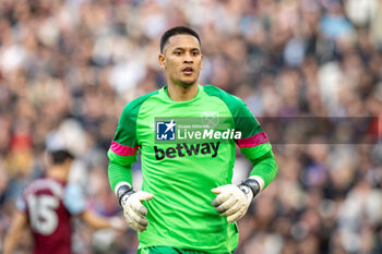 2024-03-17 - West Ham United goalkeeper Alphonse Areola during the English championship Premier League football match between West Ham United and Aston Villa on 17 March 2024 at the London Stadium in London, England - FOOTBALL - ENGLISH CHAMP - WEST HAM V ASTON VILLA - ENGLISH PREMIER LEAGUE - SOCCER