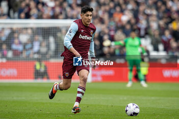 2024-03-17 - West Ham United defender Edson Alvarez during the English championship Premier League football match between West Ham United and Aston Villa on 17 March 2024 at the London Stadium in London, England - FOOTBALL - ENGLISH CHAMP - WEST HAM V ASTON VILLA - ENGLISH PREMIER LEAGUE - SOCCER