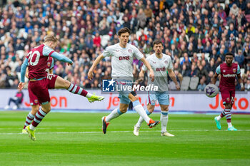 2024-03-17 - West Ham United forward Jarrod Bowen (20) during the English championship Premier League football match between West Ham United and Aston Villa on 17 March 2024 at the London Stadium in London, England - FOOTBALL - ENGLISH CHAMP - WEST HAM V ASTON VILLA - ENGLISH PREMIER LEAGUE - SOCCER