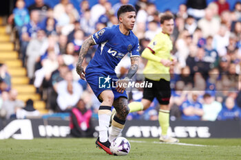 2024-03-30 - Enzo Fernandez of Chelsea during the English championship Premier League football match between Chelsea and Burnley on 30 March 2024 at Stamford Bridge in London, England - FOOTBALL - ENGLISH CHAMP - CHELSEA V BURNLEY - ENGLISH PREMIER LEAGUE - SOCCER