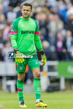 2024-03-30 - West Ham United FC goalkeeper Lukasz Fabianski during the English championship Premier League football match between Newcastle United and West Ham United on 30 March 2024 at St James's Park in Newcastle, England - FOOTBALL - ENGLISH CHAMP - NEWCASTLE V WEST HAM - ENGLISH PREMIER LEAGUE - SOCCER
