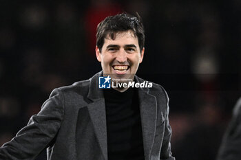 2024-04-02 - AFC Bournemouth manager Andoni Iraola smiles at full time during the English championship Premier League football match between Bournemouth and Crystal Palace on 2 April 2024 at the Vitality Stadium in Bournemouth, England - FOOTBALL - ENGLISH CHAMP - BOURNEMOUTH V CRYSTAL PALACE - ENGLISH PREMIER LEAGUE - SOCCER