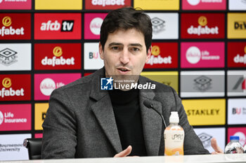 2024-04-02 - AFC Bournemouth manager Andoni Iraola during the post match press conference after the English championship Premier League football match between Bournemouth and Crystal Palace on 2 April 2024 at the Vitality Stadium in Bournemouth, England - FOOTBALL - ENGLISH CHAMP - BOURNEMOUTH V CRYSTAL PALACE - ENGLISH PREMIER LEAGUE - SOCCER