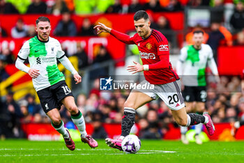 2024-04-08 - Diogo Dalot (20) of Manchester United during the English championship Premier League football match between Manchester United and Liverpool on 7 April 2024 at Old Trafford in Manchester, England - FOOTBALL - ENGLISH CHAMP - MANCHESTER UNITED V LIVERPOOL - ENGLISH PREMIER LEAGUE - SOCCER