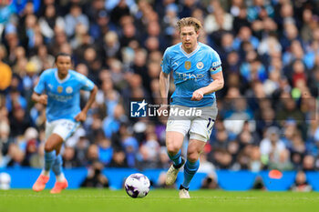 2024-04-13 - Kevin De Bruyne (17) of Manchester City during the English championship Premier League football match between Manchester City and Luton Town on 13 April 2024 at the Etihad Stadium in Manchester, England - FOOTBALL - ENGLISH CHAMP - MANCHESTER CITY V LUTON TOWN - ENGLISH PREMIER LEAGUE - SOCCER