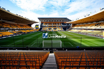 2024-04-20 - General view before the English championship Premier League football match between Wolverhampton Wanderers and Arsenal on 20 April 2024 at Molineux stadium in Wolverhampton, England - FOOTBALL - ENGLISH CHAMP - WOLVERHAMPTON V ARSENAL - ENGLISH PREMIER LEAGUE - SOCCER