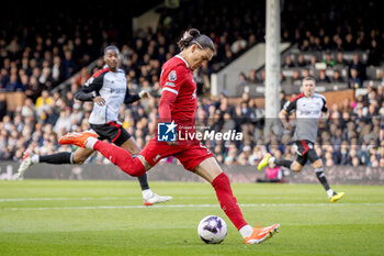 2024-04-21 - Liverpool forward Darwin Nunez during the English championship Premier League football match between Fulham and Liverpool on 21 April 2024 at Craven Cottage in London, England - FOOTBALL - ENGLISH CHAMP - FULHAM V LIVERPOOL - ENGLISH PREMIER LEAGUE - SOCCER