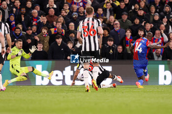 2024-04-24 - Jean-Philippe Mateta of Crystal Palace scores a goal 1-0 during the English championship Premier League football match between Crystal Palace and Newcastle United on 24 April 2024 at Selhurst Park in London, England - FOOTBALL - ENGLISH CHAMP - CRYSTAL PALACE V NEWCASTLE - ENGLISH PREMIER LEAGUE - SOCCER