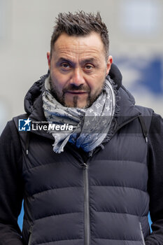 2024-05-05 - Roberto De Zerbi, Manager of Brighton & Hove Albion during the English championship Premier League football match between Brighton and Hove Albion and Aston Villa on 5 May 2024 at the American Express Stadium in Brighton and Hove, England - FOOTBALL - ENGLISH CHAMP - BRIGHTON V ASTON VILLA - ENGLISH PREMIER LEAGUE - SOCCER