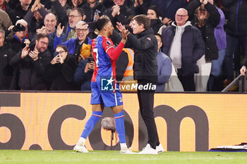06/05/2024 - Michael Olise of Crystal Palace celebrates his goal 4-0 with Crystal Palace Manager Oliver Glasner during the English championship Premier League football match between Crystal Palace and Manchester United on 6 May 2024 at Selhurst Park in London, England - FOOTBALL - ENGLISH CHAMP - CRYSTAL PALACE V MANCHESTER UNITED - ENGLISH PREMIER LEAGUE - CALCIO