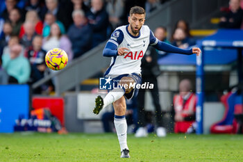 2024-10-28 - Tottenham Hotspur midfielder Rodrigo Bentancur during the English championship Premier League football match between Crystal Palace and Tottenham Hotspur on 27 October 2024 at Selhurst Park in London, England - FOOTBALL - ENGLISH CHAMP - CRYSTAL PALACE V TOTTENHAM - ENGLISH PREMIER LEAGUE - SOCCER