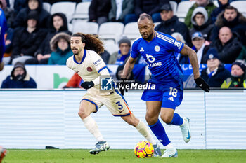 2024-11-23 - Leicester City forward Jordan Ayew and Chelsea defender Marc Cucurella during the English championship Premier League football match between Leicester City and Chelsea on 23 November 2024 at the King Power Stadium in Leicester, England - FOOTBALL - ENGLISH CHAMP - LEICESTER V CHELSEA - ENGLISH PREMIER LEAGUE - SOCCER