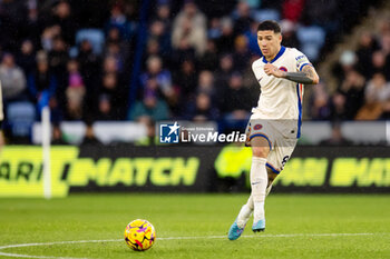 2024-11-23 - Chelsea midfielder Enzo Fernandez during the English championship Premier League football match between Leicester City and Chelsea on 23 November 2024 at the King Power Stadium in Leicester, England - FOOTBALL - ENGLISH CHAMP - LEICESTER V CHELSEA - ENGLISH PREMIER LEAGUE - SOCCER