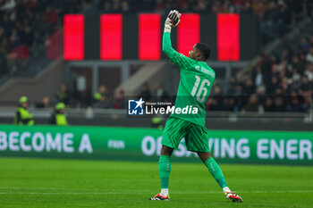 2024-02-15 - Mike Maignan of AC Milan seen in action during UEFA Europa League 2023/24 Play-Off - 1st  leg football match between AC Milan and Rennes Stade Rennais FC at San Siro Stadium, Milan, Italy on February 15, 2024 - AC MILAN VS RENNAIS FC - UEFA EUROPA LEAGUE - SOCCER