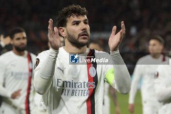 2024-02-22 - Theo Hernandez of AC Milan salutes the supporters following the UEFA Europa League, Play-off 2nd leg football match between Stade Rennais (Rennes) and AC Milan on February 22, 2024 at Roazhon Park in Rennes, France - FOOTBALL - EUROPA LEAGUE - RENNES V MILAN - UEFA EUROPA LEAGUE - SOCCER