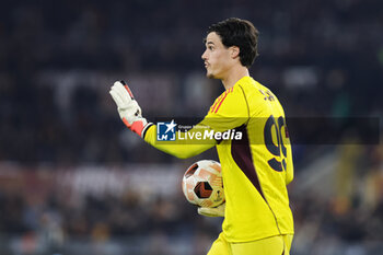 2024-02-22 - Mile Svilar goalkeeper of Roma during the UEFA Europa League, Play-off, 2nd leg football match between AS Roma and Feyenoord on February 22, 2024 at Stadio Olimpico in Rome, Italy - FOOTBALL - EUROPA LEAGUE - ROMA V FEYENOORD - UEFA EUROPA LEAGUE - SOCCER