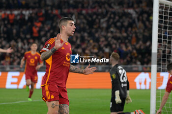 2024-03-07 - Gianluca Mancini (AS Roma); celebrates after scoring the goal 3-0 during the UEFA Europa League 2023-2024 road of 16 football match between AS Roma and Brighton at the Olympic Stadium in Rome on March 07, 2024. - ROMA VS BRIGHTON & HOVE ALBION - UEFA EUROPA LEAGUE - SOCCER