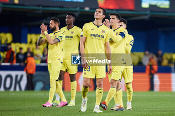 2024-03-14 - Villarreal CF players applaud the crowd after being eliminated following the UEFA Europa League, Round of 16, 2nd leg football match between Villarreal CF and Olympique de Marseille on March 14, 2024 at Estadio de la Ceramica in Villarreal, Spain - FOOTBALL - EUROPA LEAGUE - VILLARREAL V MARSEILLE - UEFA EUROPA LEAGUE - SOCCER
