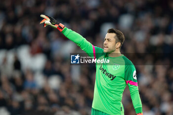 2024-03-14 - West Ham United goalkeeper Lukasz Fabianski during the UEFA Europa League, Round of 16, 2nd leg football match between West Ham United and SC Freiburg on 14 March 2024 at the London Stadium in London, England - FOOTBALL - EUROPA LEAGUE - WEST HAM V FREIBURG - UEFA EUROPA LEAGUE - SOCCER