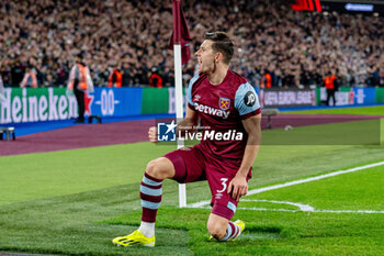 2024-03-14 - West Ham United defender Aaron Cresswell (3) celebrates his goal 3-0 during the UEFA Europa League, Round of 16, 2nd leg football match between West Ham United and SC Freiburg on 14 March 2024 at the London Stadium in London, England - FOOTBALL - EUROPA LEAGUE - WEST HAM V FREIBURG - UEFA EUROPA LEAGUE - SOCCER