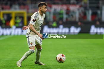 2024-04-11 - Stephan El Shaarawy of AS Roma seen in action during UEFA Europa League 2023/24 Quarter Finals - 1st  leg football match between AC Milan and AS Roma at San Siro Stadium, Milan, Italy on April 11, 2024 - AC MILAN VS AS ROMA - UEFA EUROPA LEAGUE - SOCCER