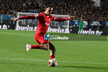 2024-04-18 - Trent Alexander-Arnold of Liverpool FC during the UEFA Europa League quarter finals second leg match between Atalanta BC and Liverpool FC on Avril 18, 2024 at Gewiss stadium in Bergamo, Italy. Credit: Tiziano Ballabio - ATALANTA BC VS LIVERPOOL FC - UEFA EUROPA LEAGUE - SOCCER