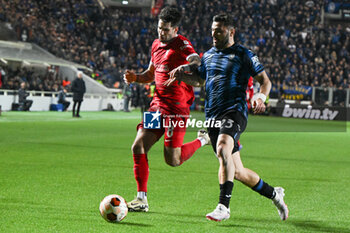 2024-04-18 - Dominik Szoboszlai of Liverpool FC during the UEFA Europa League quarter finals second leg match between Atalanta BC and Liverpool FC on Avril 18, 2024 at Gewiss stadium in Bergamo, Italy. Credit: Tiziano Ballabio - ATALANTA BC VS LIVERPOOL FC - UEFA EUROPA LEAGUE - SOCCER