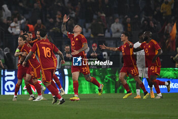 2024-04-18 - Gianluca Mancini of A.S. Roma celebrates after scoring the gol of 1-0 during the UEFA Europa League Quarter-final second Leg match, between A.S. Roma vs A.C. Milan at the Olympic Stadium on April 18, 2024 in Rome, Italy. - AS ROMA VS AC MILAN - UEFA EUROPA LEAGUE - SOCCER