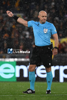 2024-04-18 - Referee Szymon Marciniak (POL) during the UEFA Europa League Quarter-final second Leg match, between A.S. Roma vs A.C. Milan at the Olympic Stadium on April 18, 2024 in Rome, Italy. - AS ROMA VS AC MILAN - UEFA EUROPA LEAGUE - SOCCER