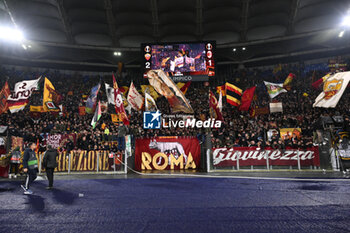 2024-04-18 - Supporters of A.S. Roma during the UEFA Europa League Quarter-final second Leg match, between A.S. Roma vs A.C. Milan at the Olympic Stadium on April 18, 2024 in Rome, Italy. - AS ROMA VS AC MILAN - UEFA EUROPA LEAGUE - SOCCER