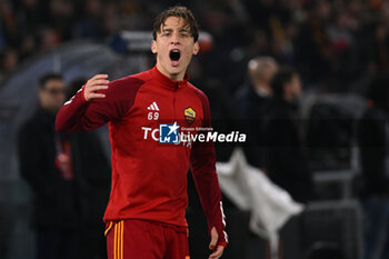 2024-04-18 - Edoardo Bove of A.S. Roma during the UEFA Europa League Quarter-final second Leg match, between A.S. Roma vs A.C. Milan at the Olympic Stadium on April 18, 2024 in Rome, Italy. - AS ROMA VS AC MILAN - UEFA EUROPA LEAGUE - SOCCER